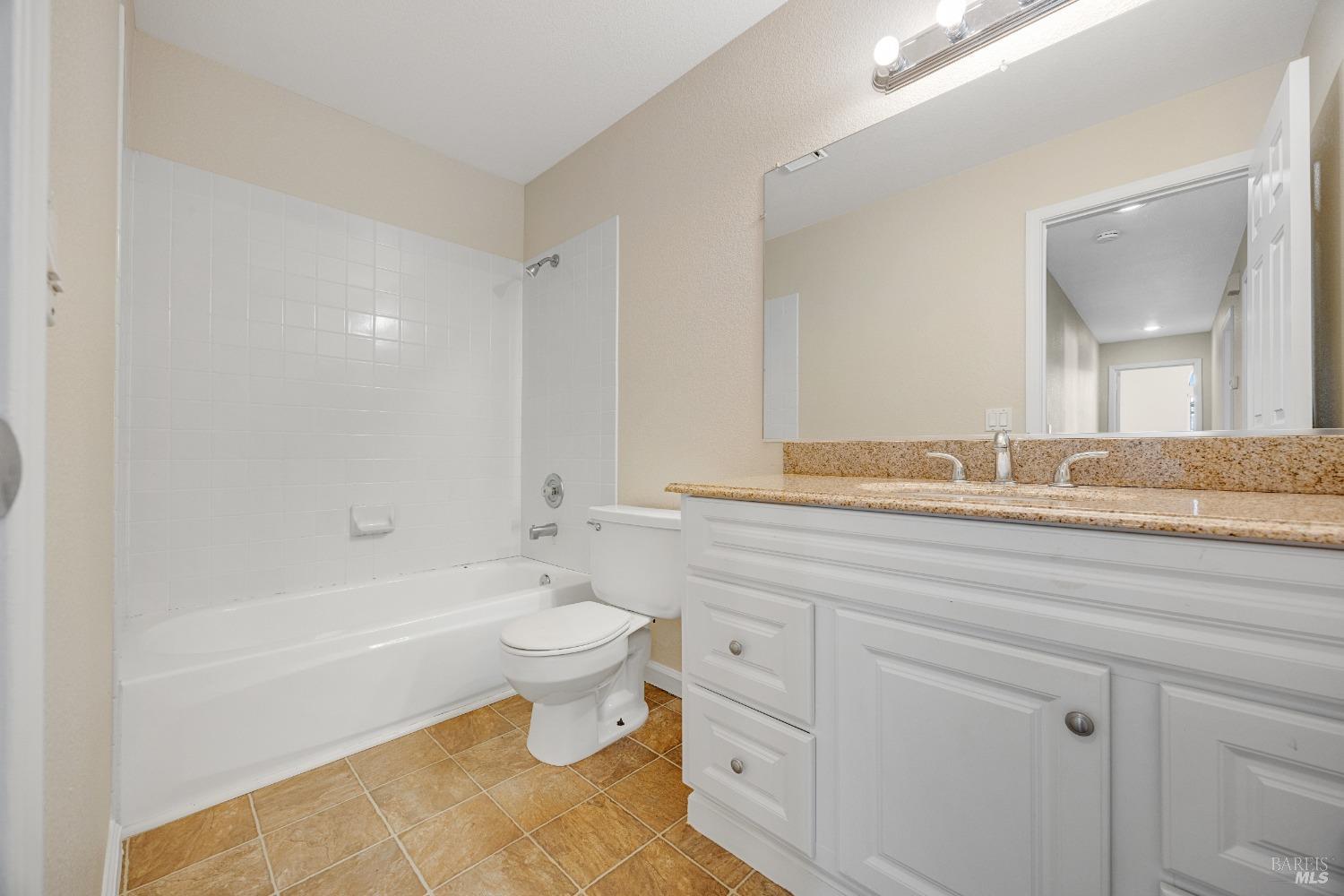 Detail Gallery Image 28 of 47 For 2158 Francisco Ave, Santa Rosa,  CA 95403 - 3 Beds | 2 Baths