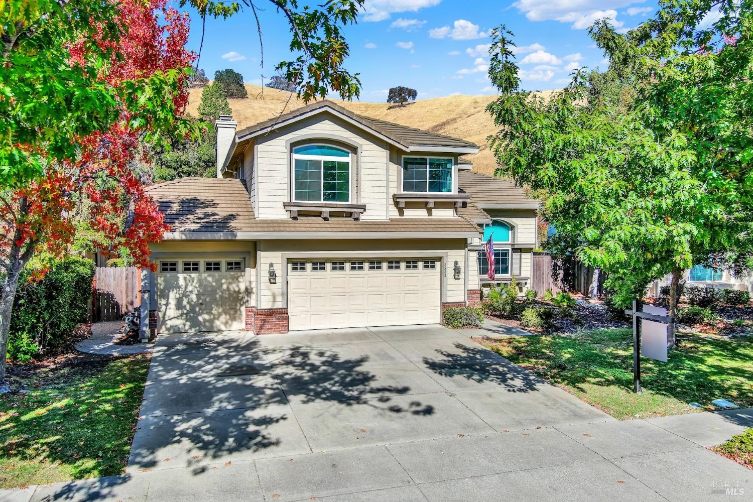 Detail Gallery Image 2 of 71 For 3833 Rollingwood Dr, Fairfield,  CA 94534 - 4 Beds | 2/1 Baths