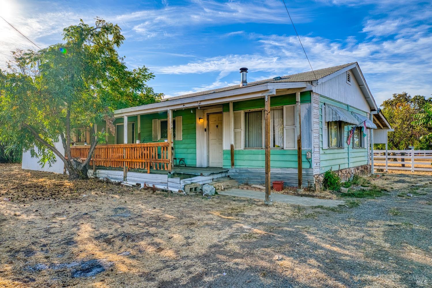 Detail Gallery Image 6 of 53 For 6774 Hammond Ave, Upper Lake,  CA 95485 - 4 Beds | 4 Baths