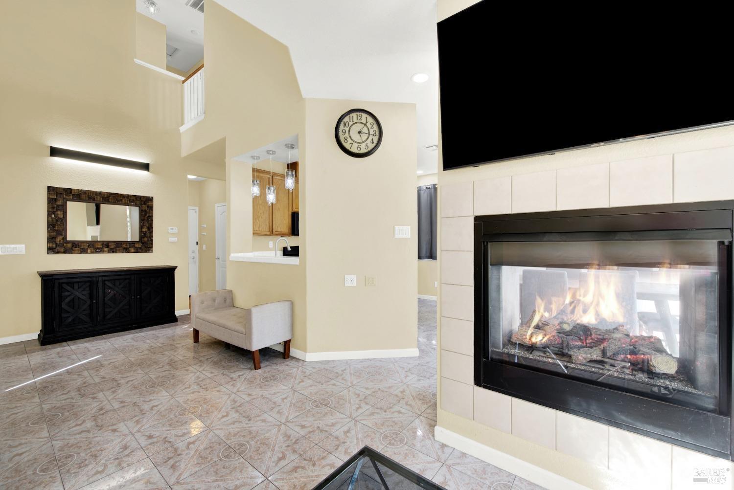 Detail Gallery Image 18 of 66 For 15 Cardinale Ct, Pittsburg,  CA 94565 - 3 Beds | 2/1 Baths