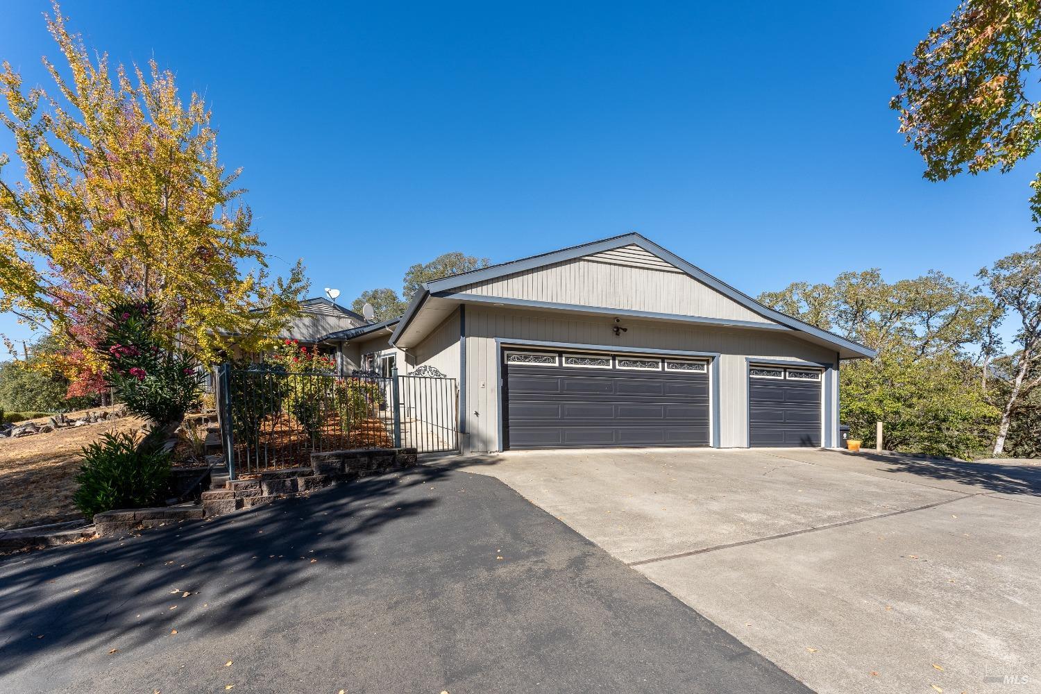 Detail Gallery Image 48 of 60 For 1800 Ridge Rd, Ukiah,  CA 95482 - 4 Beds | 2/1 Baths