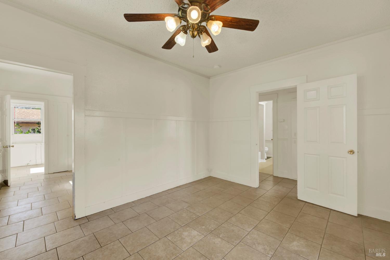 Detail Gallery Image 14 of 71 For 519 Taylor St, Fairfield,  CA 94533 - 3 Beds | 1/1 Baths