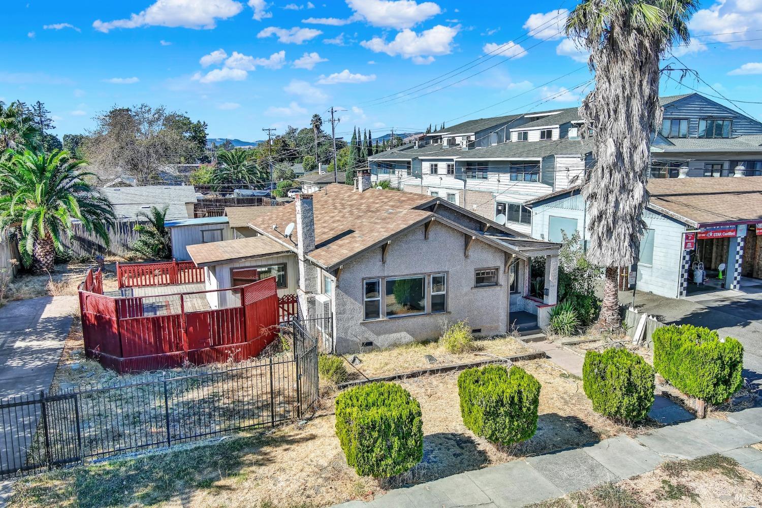 Detail Gallery Image 2 of 71 For 519 Taylor St, Fairfield,  CA 94533 - 3 Beds | 1/1 Baths