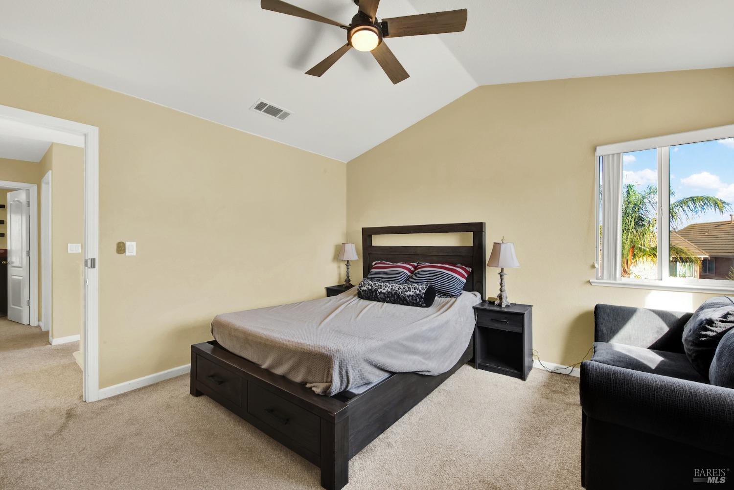 Detail Gallery Image 40 of 66 For 15 Cardinale Ct, Pittsburg,  CA 94565 - 3 Beds | 2/1 Baths