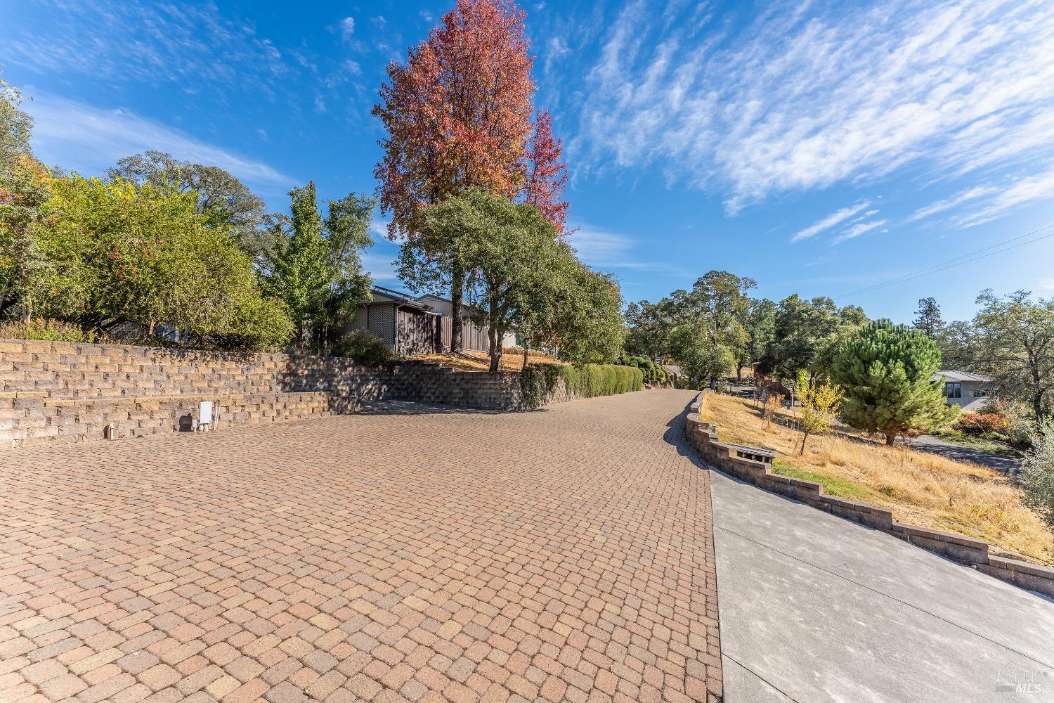 Detail Gallery Image 53 of 60 For 1800 Ridge Rd, Ukiah,  CA 95482 - 4 Beds | 2/1 Baths