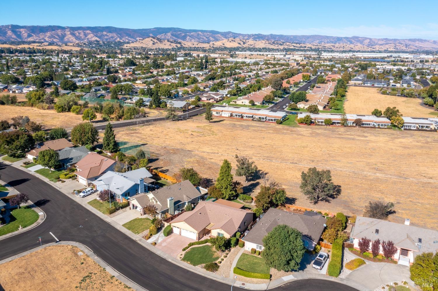 Detail Gallery Image 54 of 56 For 352 White Sands Dr, Vacaville,  CA 95687 - 3 Beds | 2 Baths