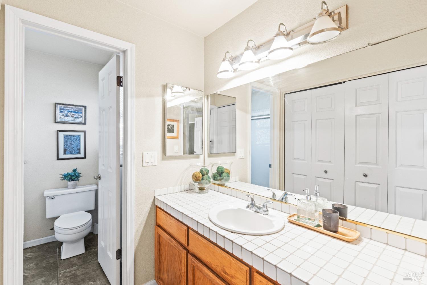 Detail Gallery Image 32 of 54 For 15 Marina Ridge Ct, Vallejo,  CA 94591 - 3 Beds | 2/1 Baths