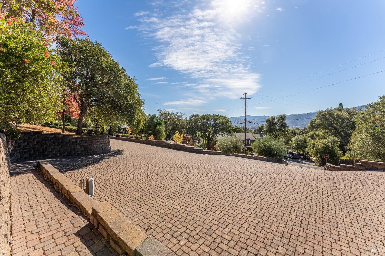 Detail Gallery Image 51 of 60 For 1800 Ridge Rd, Ukiah,  CA 95482 - 4 Beds | 2/1 Baths