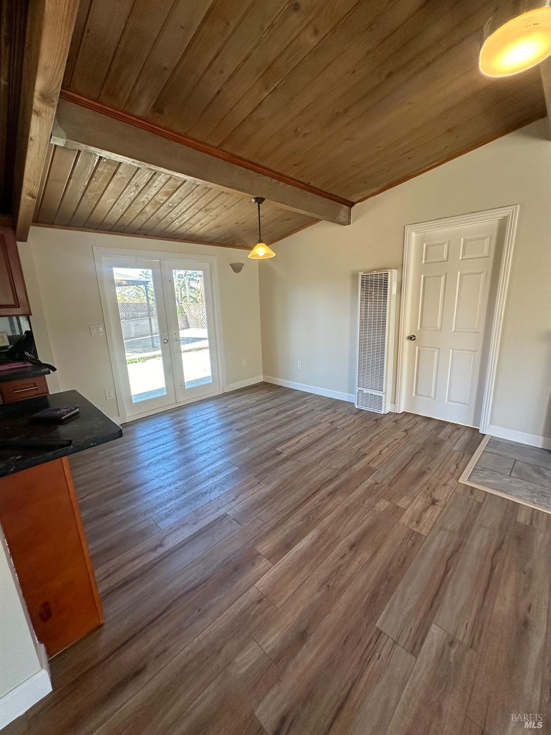 Detail Gallery Image 11 of 30 For 123 Ridgewood Ct, Vallejo,  CA 94591 - 4 Beds | 2 Baths