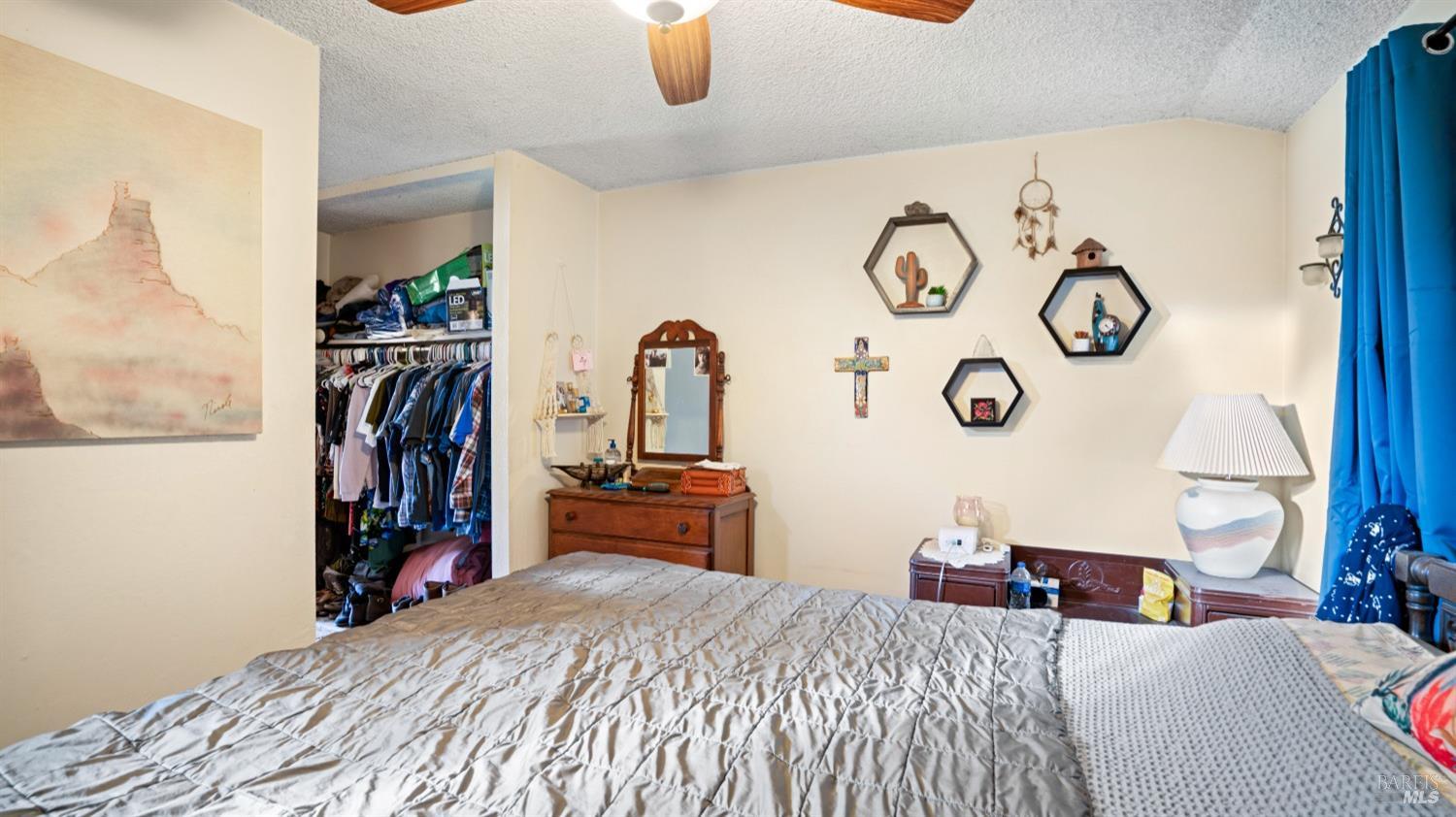 Detail Gallery Image 19 of 27 For 1541 Amapola St, Vacaville,  CA 95687 - 4 Beds | 2 Baths