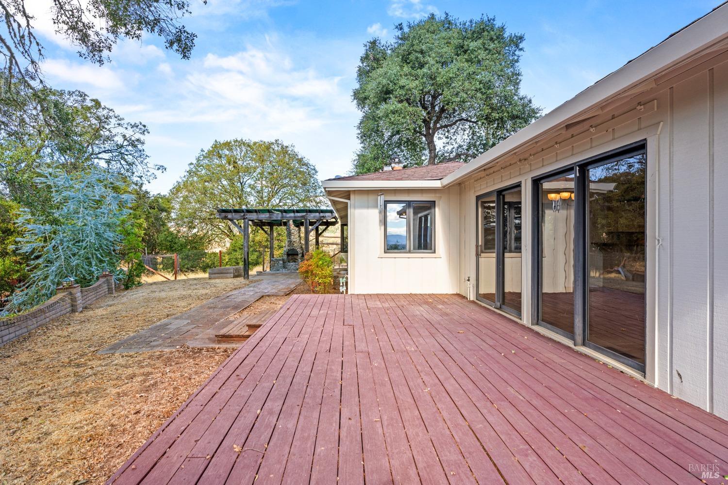 Detail Gallery Image 29 of 33 For 4877 Black Bart Trl, Redwood Valley,  CA 95470 - 4 Beds | 3 Baths