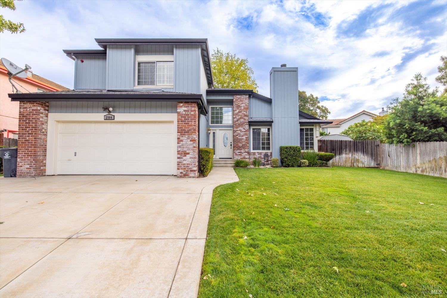 Detail Gallery Image 2 of 58 For 2904 Spicewood Ct, Fairfield,  CA 94533 - 3 Beds | 3 Baths