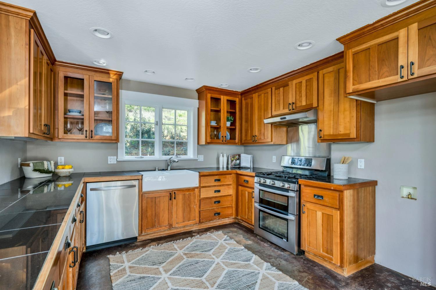 Detail Gallery Image 9 of 31 For 18115 Diamond Ridge Rd, Lower Lake,  CA 95457 - 3 Beds | 2 Baths