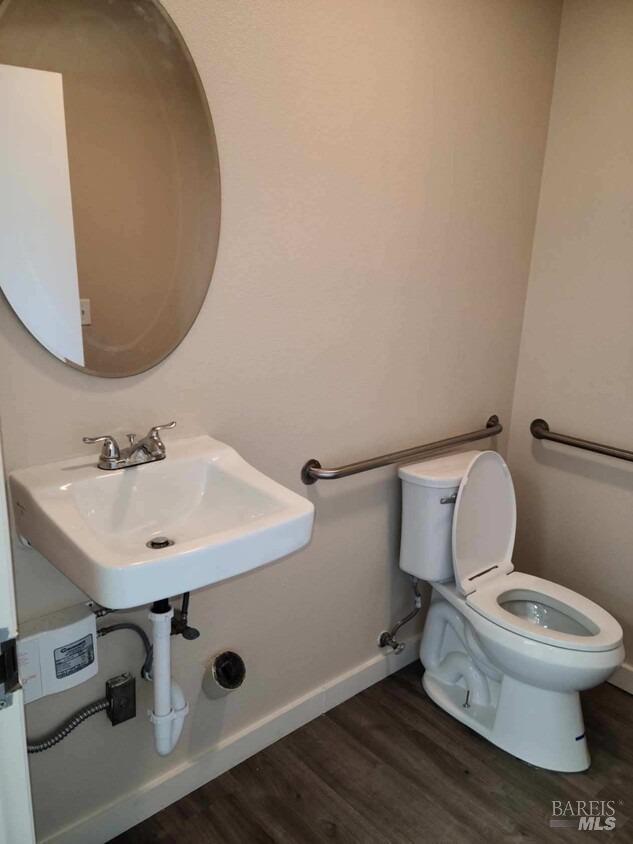 Detail Gallery Image 3 of 3 For 444 Airport Blvd #107,  Watsonville,  CA 95076 - – Beds | – Baths