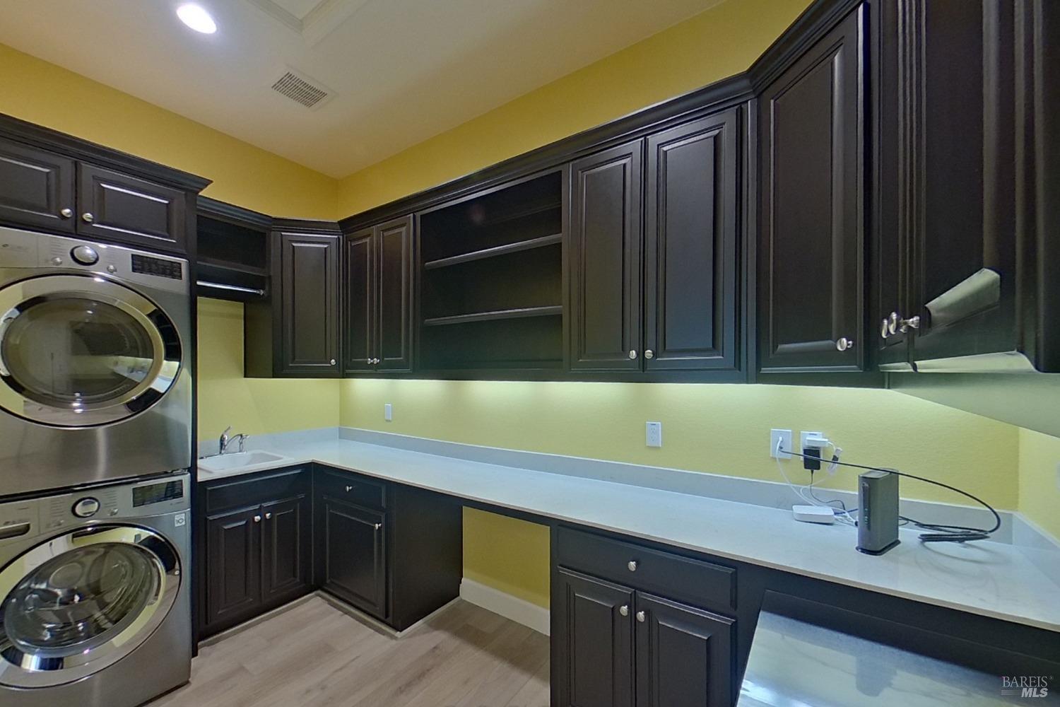 Detail Gallery Image 45 of 93 For 175 Pine Hills Dr, Rio Vista,  CA 94571 - 2 Beds | 2/1 Baths