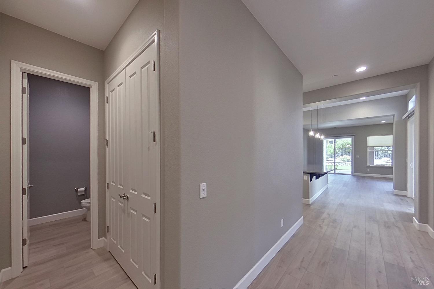 Detail Gallery Image 8 of 93 For 175 Pine Hills Dr, Rio Vista,  CA 94571 - 2 Beds | 2/1 Baths