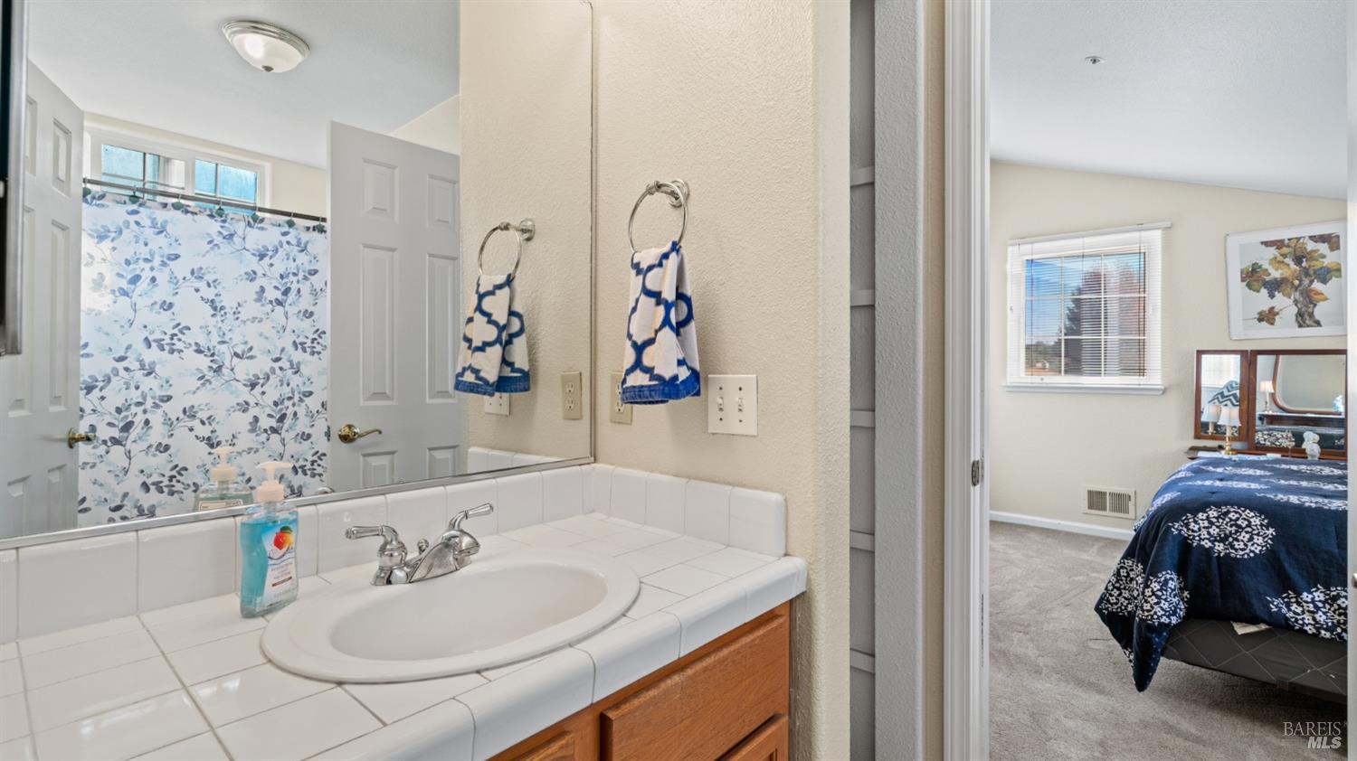 Detail Gallery Image 25 of 32 For 544 Venezia Way, Cloverdale,  CA 95425 - 4 Beds | 2/1 Baths