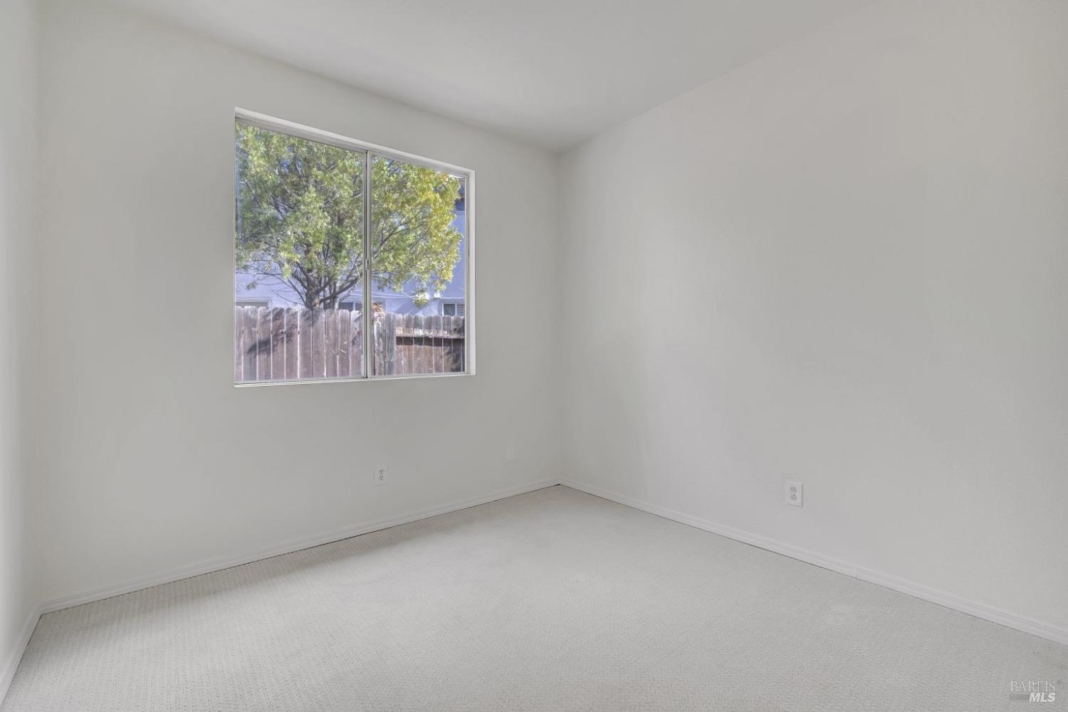 Detail Gallery Image 22 of 57 For 949 Summerbreeze Ct, Vacaville,  CA 95687 - 3 Beds | 2 Baths