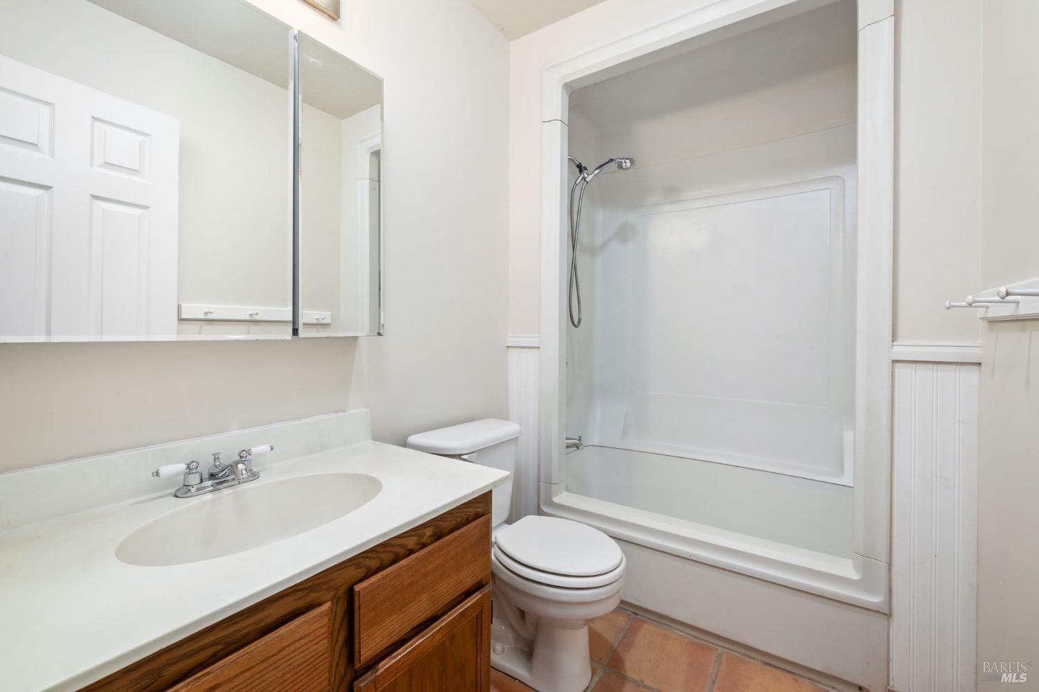 Detail Gallery Image 16 of 30 For 5166 Firestone Pl, Santa Rosa,  CA 95409 - 3 Beds | 2/1 Baths