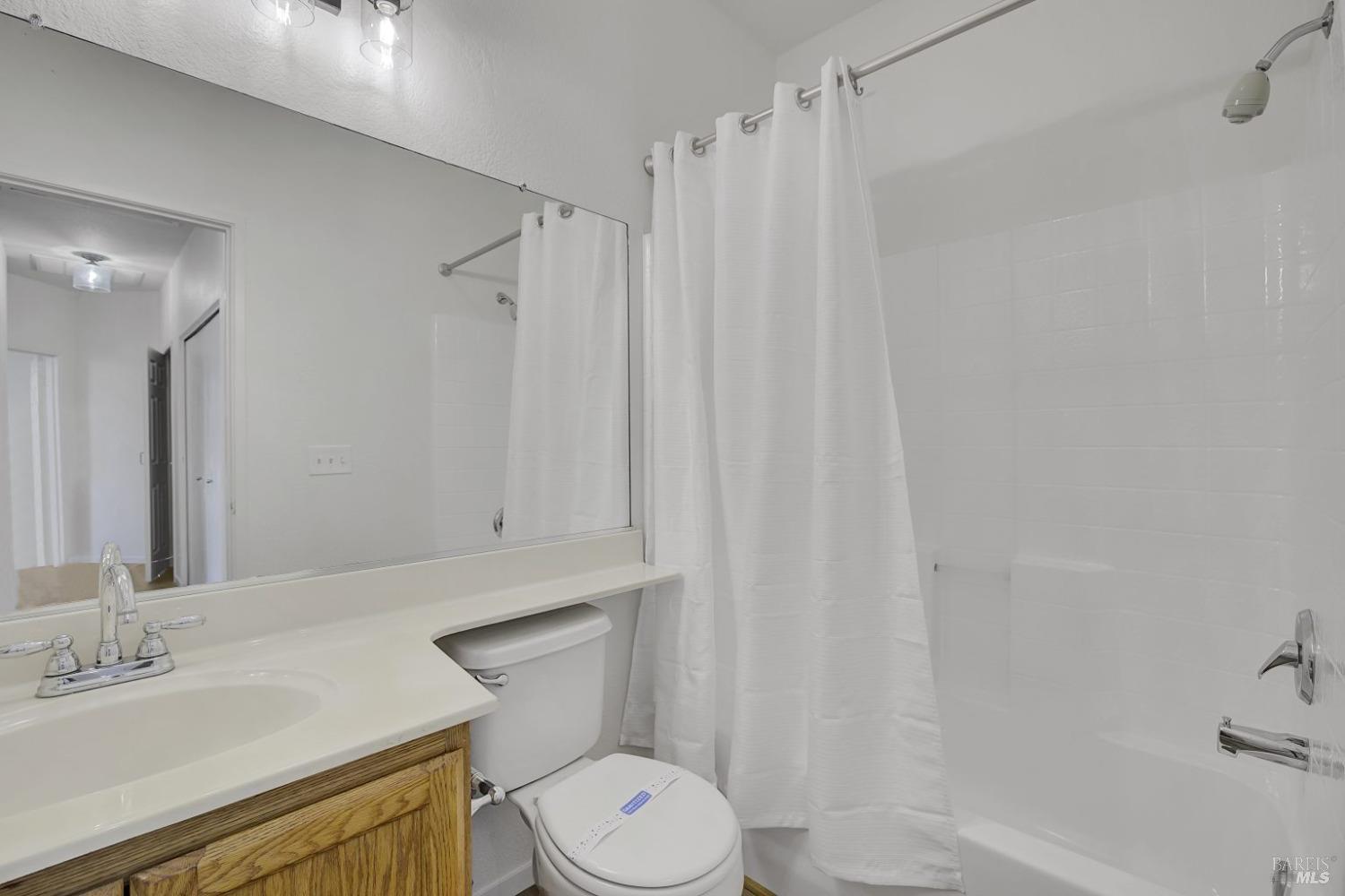 Detail Gallery Image 29 of 57 For 949 Summerbreeze Ct, Vacaville,  CA 95687 - 3 Beds | 2 Baths