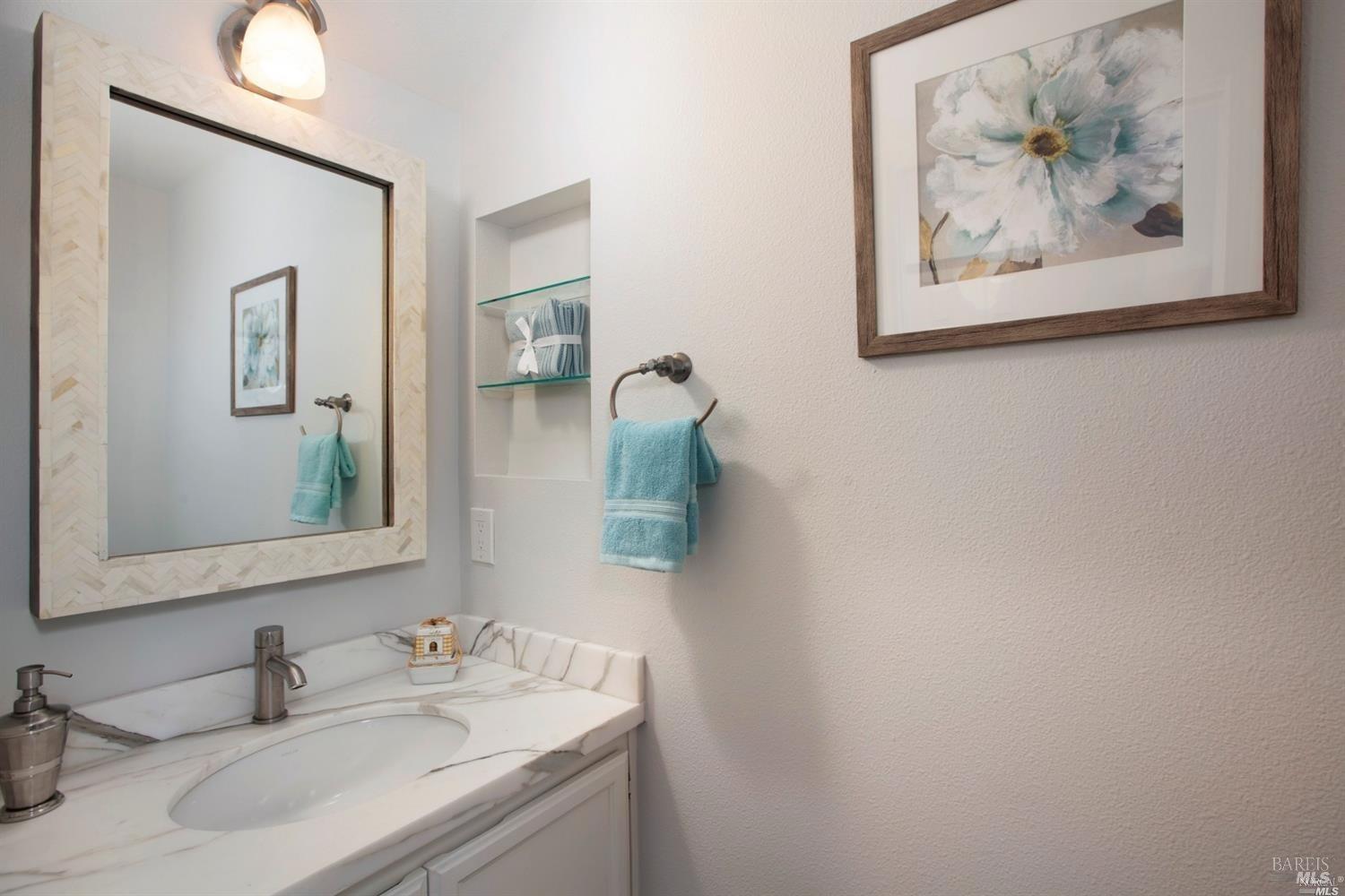 Detail Gallery Image 11 of 21 For 18869 Beatrice Dr, Sonoma,  CA 95476 - 3 Beds | 2/1 Baths