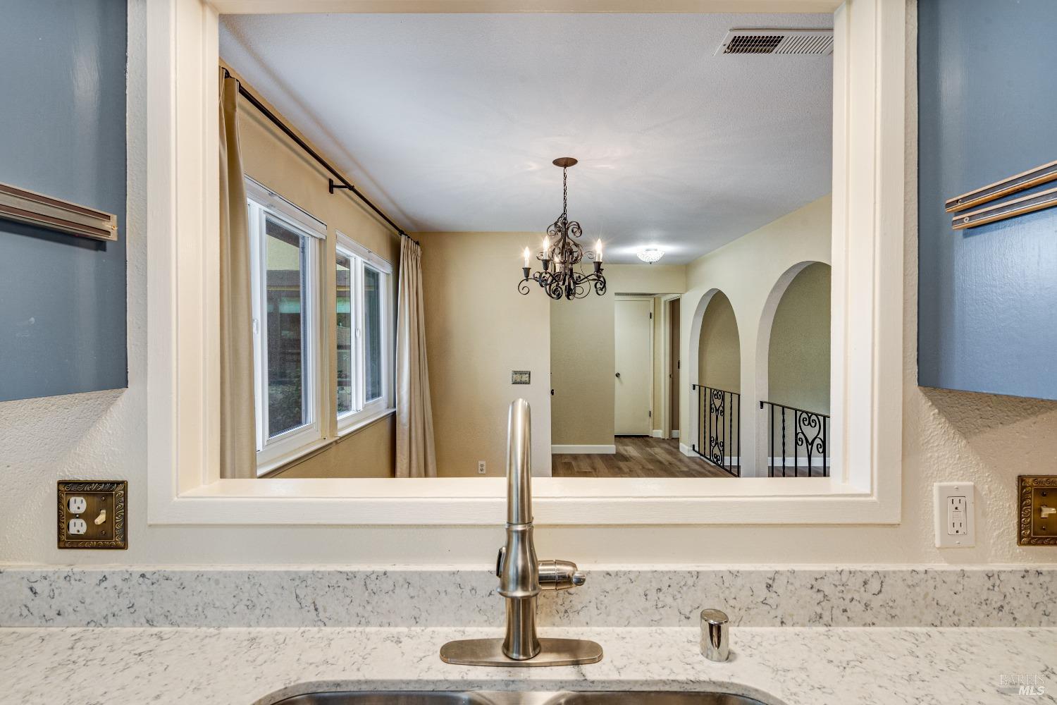 Detail Gallery Image 12 of 43 For 114 La Mancha Dr, Sonoma,  CA 95476 - 2 Beds | 1/1 Baths