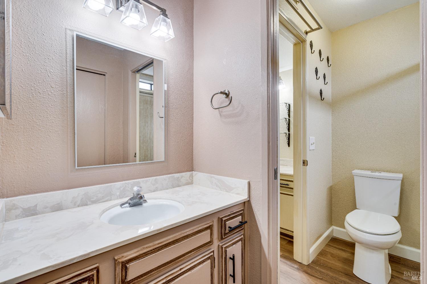 Detail Gallery Image 21 of 43 For 114 La Mancha Dr, Sonoma,  CA 95476 - 2 Beds | 1/1 Baths