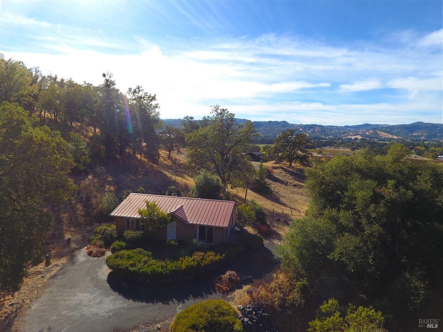 Detail Gallery Image 25 of 25 For 11781 E Side Potter Valley Rd, Potter Valley,  CA 95469 - 2 Beds | 1 Baths