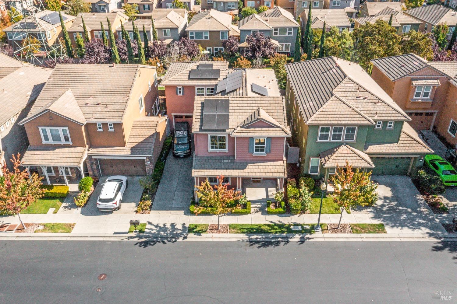 Detail Gallery Image 2 of 51 For 9216 Hallmark Pl, Vallejo,  CA 94591 - 5 Beds | 5 Baths