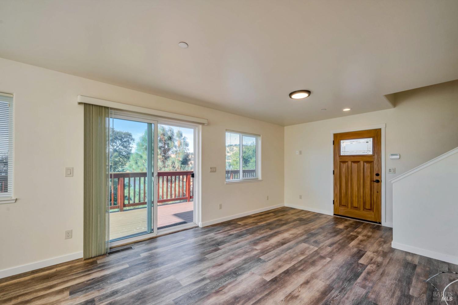 Detail Gallery Image 59 of 70 For 3012 Oak Crest Dr, Clearlake,  CA 95422 - 6 Beds | 3/1 Baths