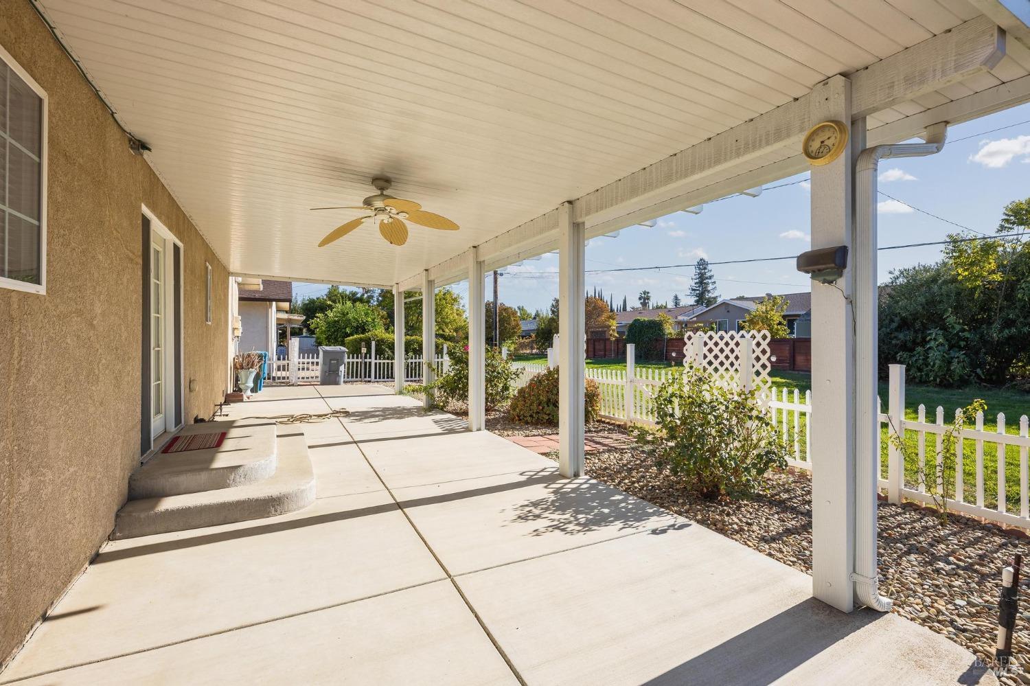 Detail Gallery Image 24 of 36 For 116 Carlsbad Cir, Vacaville,  CA 95687 - 2 Beds | 2 Baths