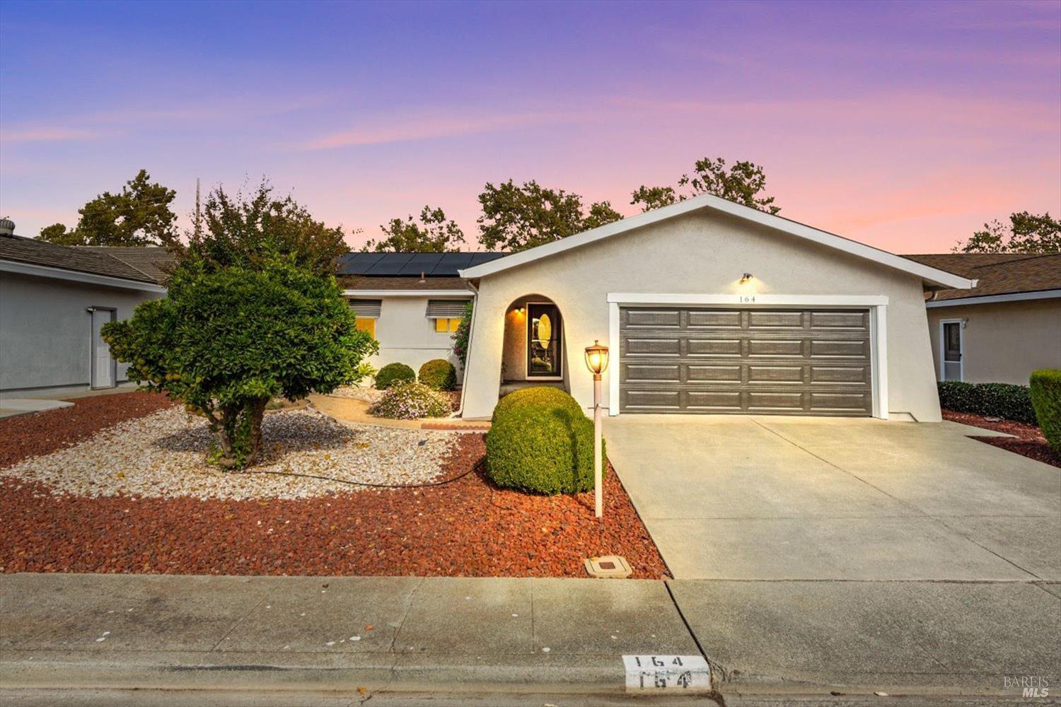 Detail Gallery Image 1 of 1 For 164 Carlsbad Cir, Vacaville,  CA 95687 - 2 Beds | 2 Baths