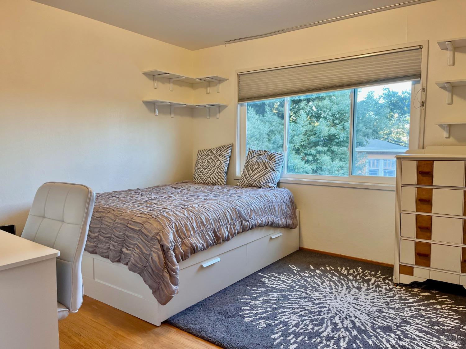 Detail Gallery Image 16 of 26 For 345 Paloma Ave, San Rafael,  CA 94901 - 4 Beds | 2/1 Baths