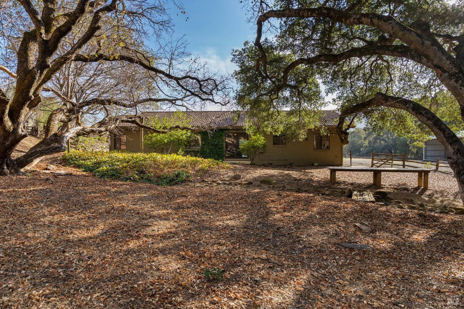 Detail Gallery Image 33 of 36 For 1300 Wooden Valley Rd, Napa,  CA 94558 - 4 Beds | 3/3 Baths