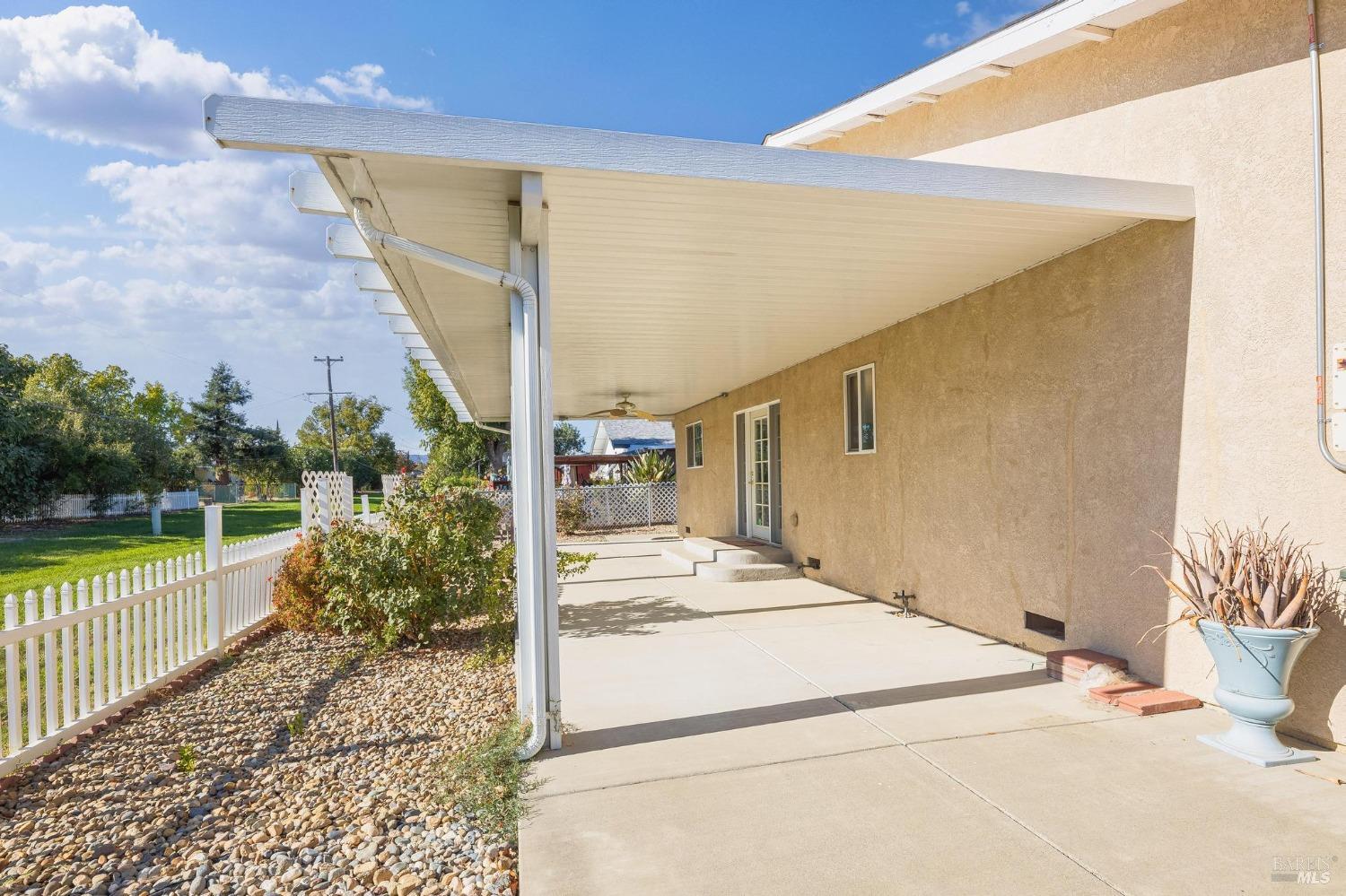 Detail Gallery Image 25 of 36 For 116 Carlsbad Cir, Vacaville,  CA 95687 - 2 Beds | 2 Baths