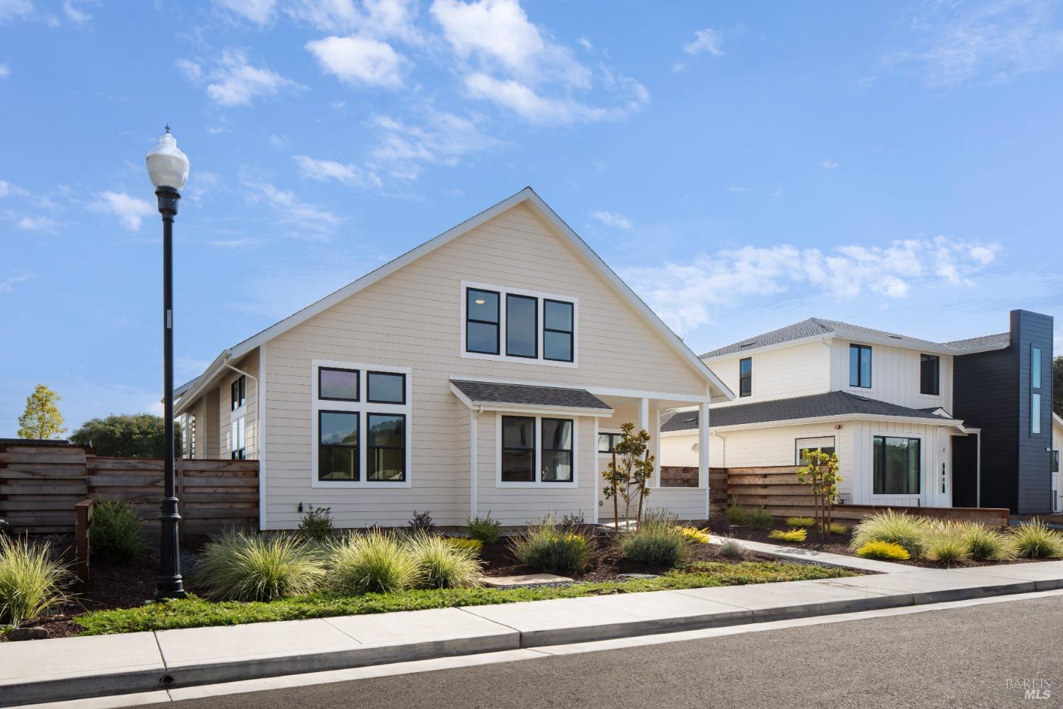 Detail Gallery Image 19 of 19 For 1010 Trentadue Way, Healdsburg,  CA 95448 - 4 Beds | 3/1 Baths