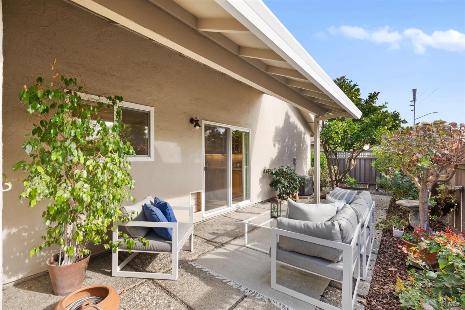 Detail Gallery Image 20 of 26 For 101 Temelec Cir, Sonoma,  CA 95476 - 2 Beds | 2 Baths