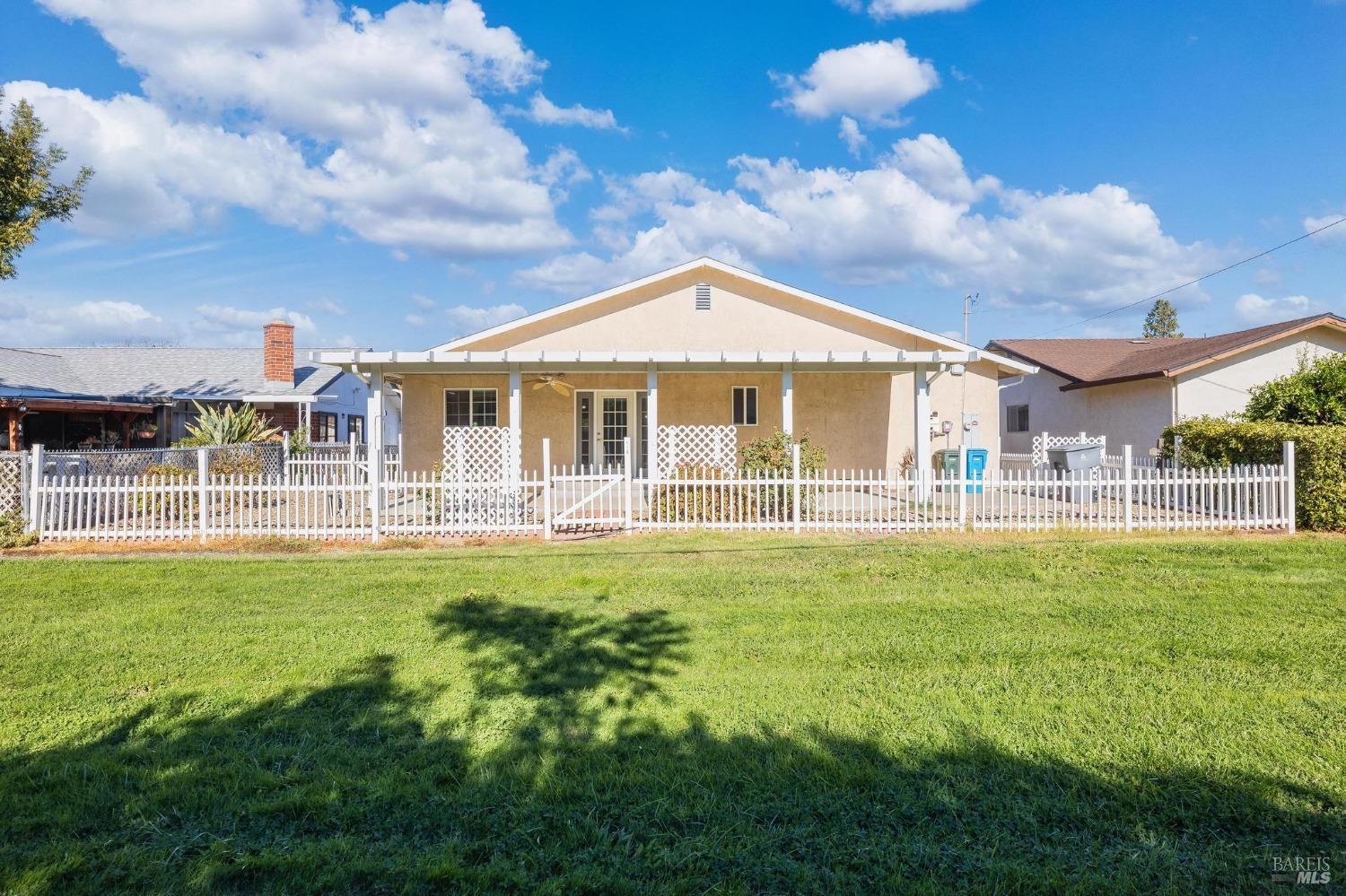 Detail Gallery Image 26 of 36 For 116 Carlsbad Cir, Vacaville,  CA 95687 - 2 Beds | 2 Baths