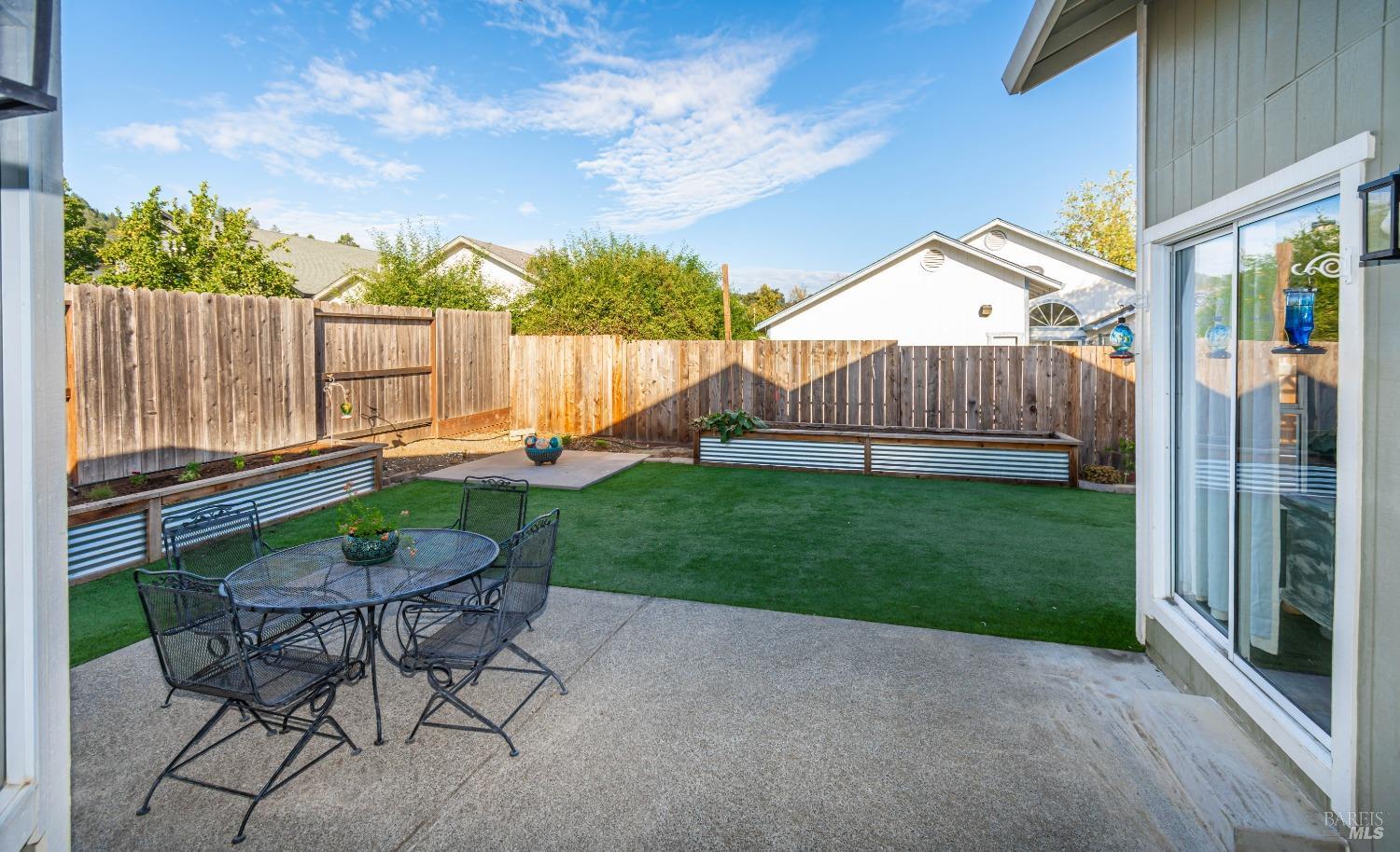 Detail Gallery Image 32 of 35 For 104 Wallace Ln, Cloverdale,  CA 95425 - 3 Beds | 2 Baths