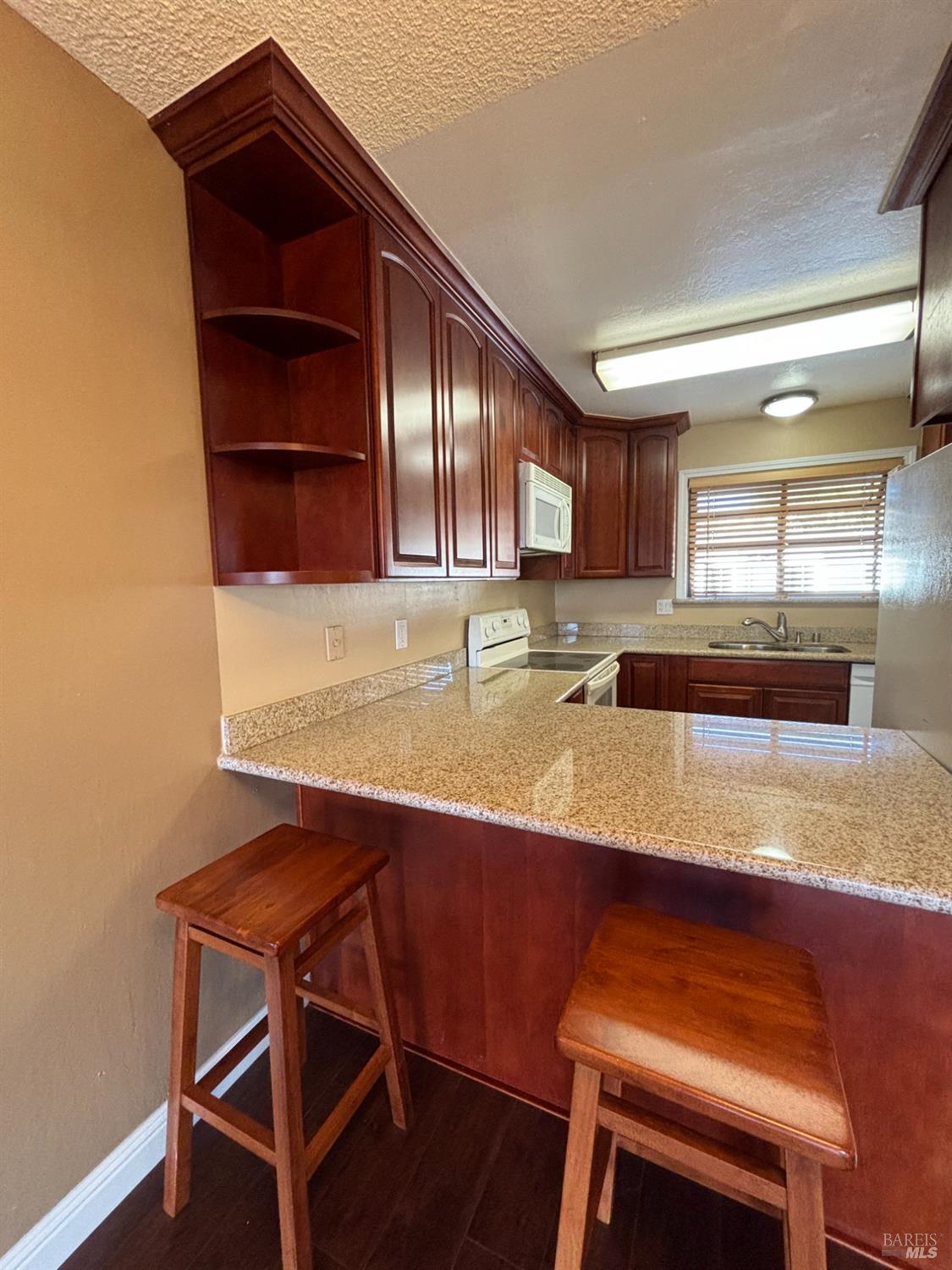 Detail Gallery Image 6 of 15 For 900 Southampton Rd #92,  Benicia,  CA 94510 - 2 Beds | 1 Baths