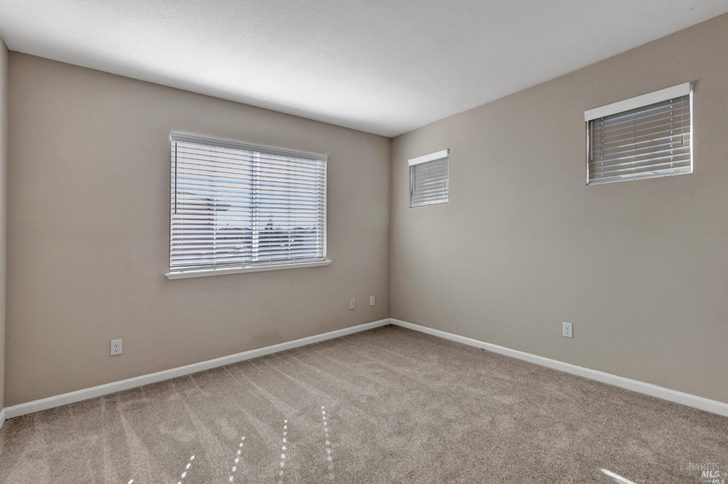 Detail Gallery Image 19 of 23 For 699 Del Mar Cir, Vacaville,  CA 95688 - 4 Beds | 2/1 Baths