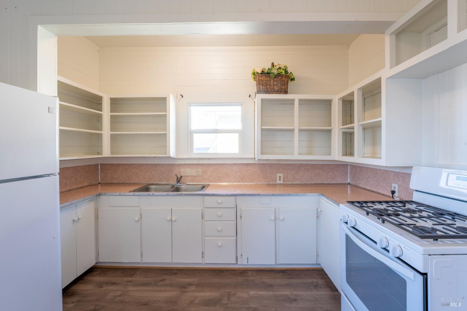 Detail Gallery Image 7 of 19 For 234 S Franklin St, Fort Bragg,  CA 95437 - 2 Beds | 2 Baths