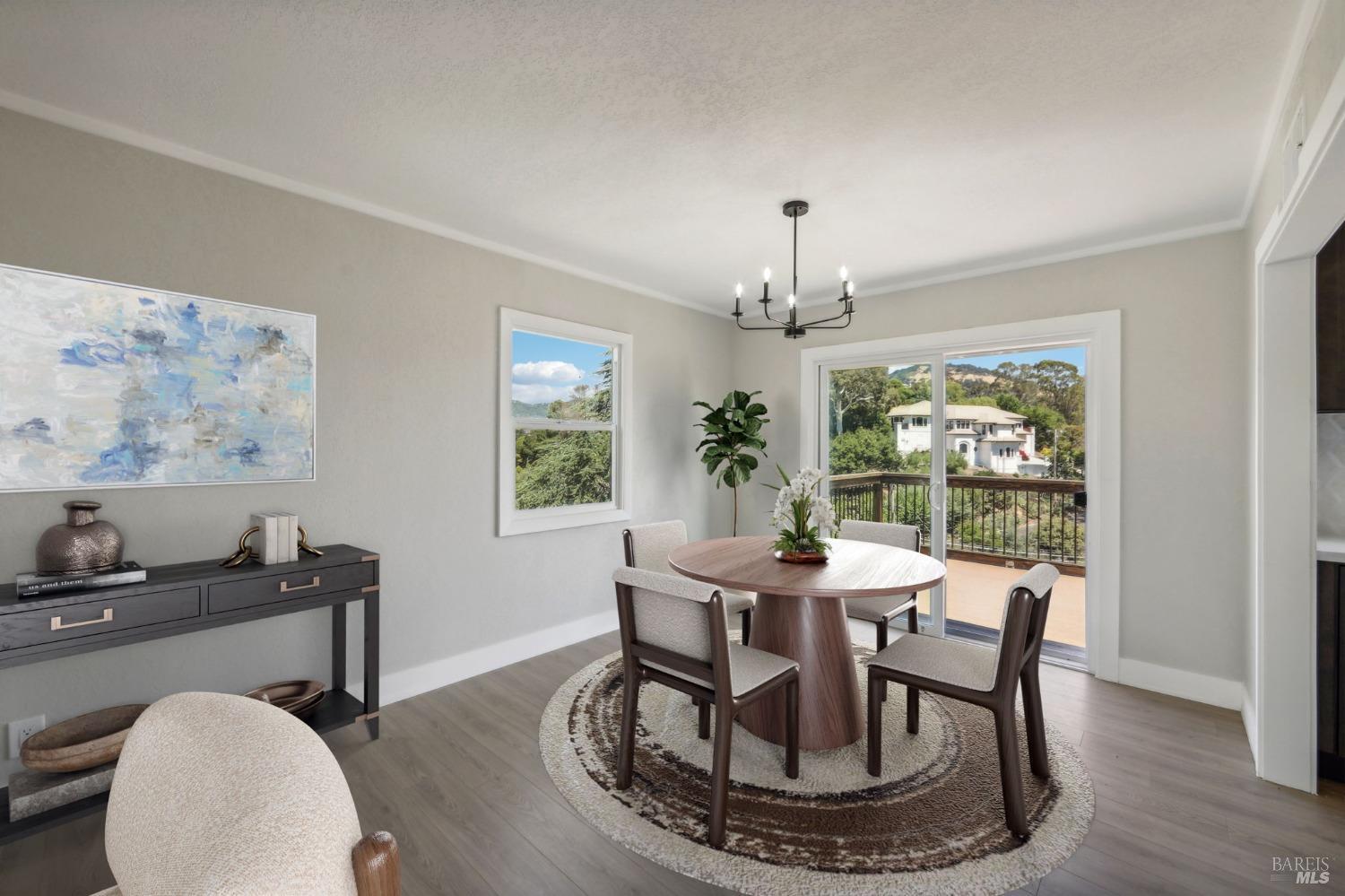 Detail Gallery Image 13 of 50 For 43 Alta Vista Way, San Rafael,  CA 94901 - 3 Beds | 2 Baths