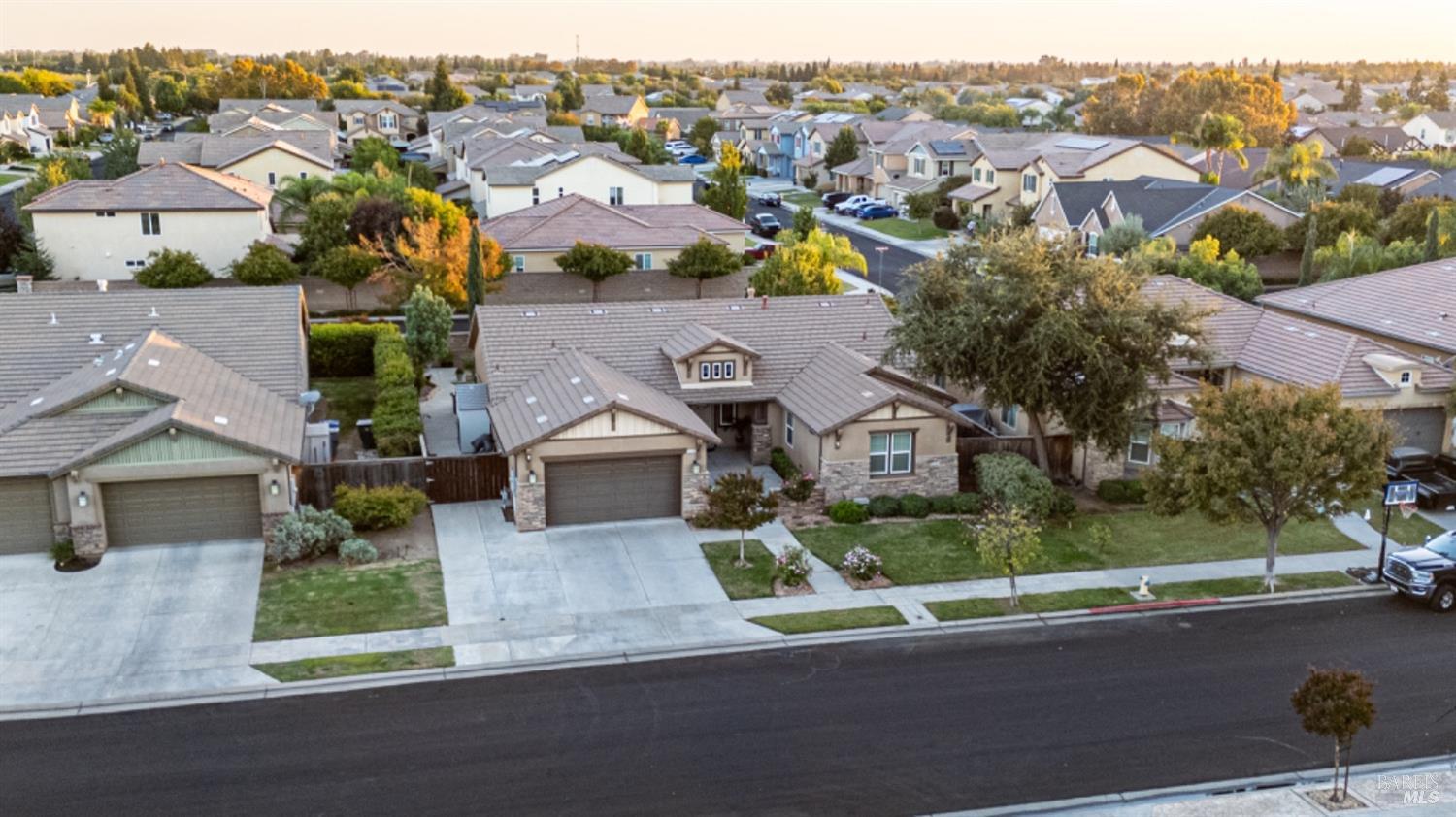 Detail Gallery Image 27 of 29 For 3368 Beverly Ave, Clovis,  CA 93619 - 3 Beds | 2 Baths