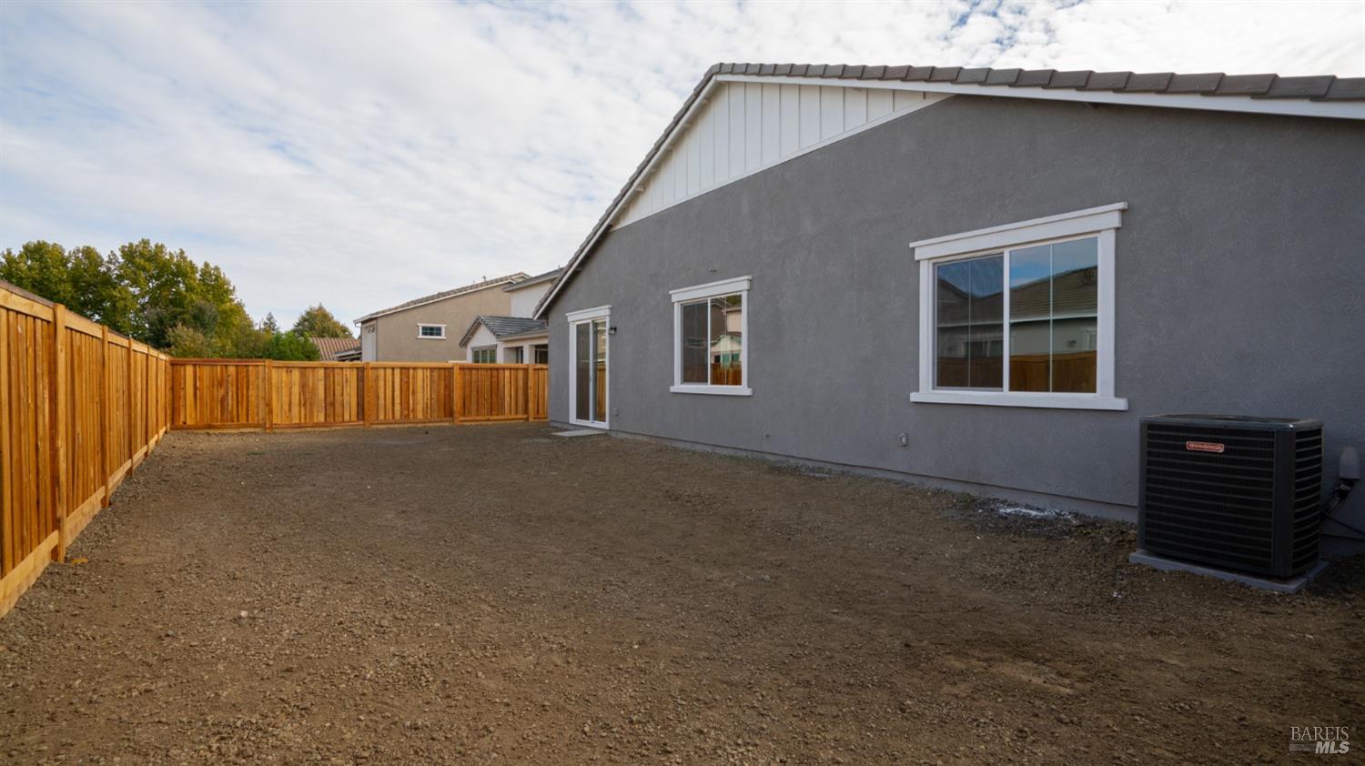 Detail Gallery Image 36 of 37 For 1730 Misfeldt St, Dixon,  CA 95620 - 3 Beds | 2/1 Baths