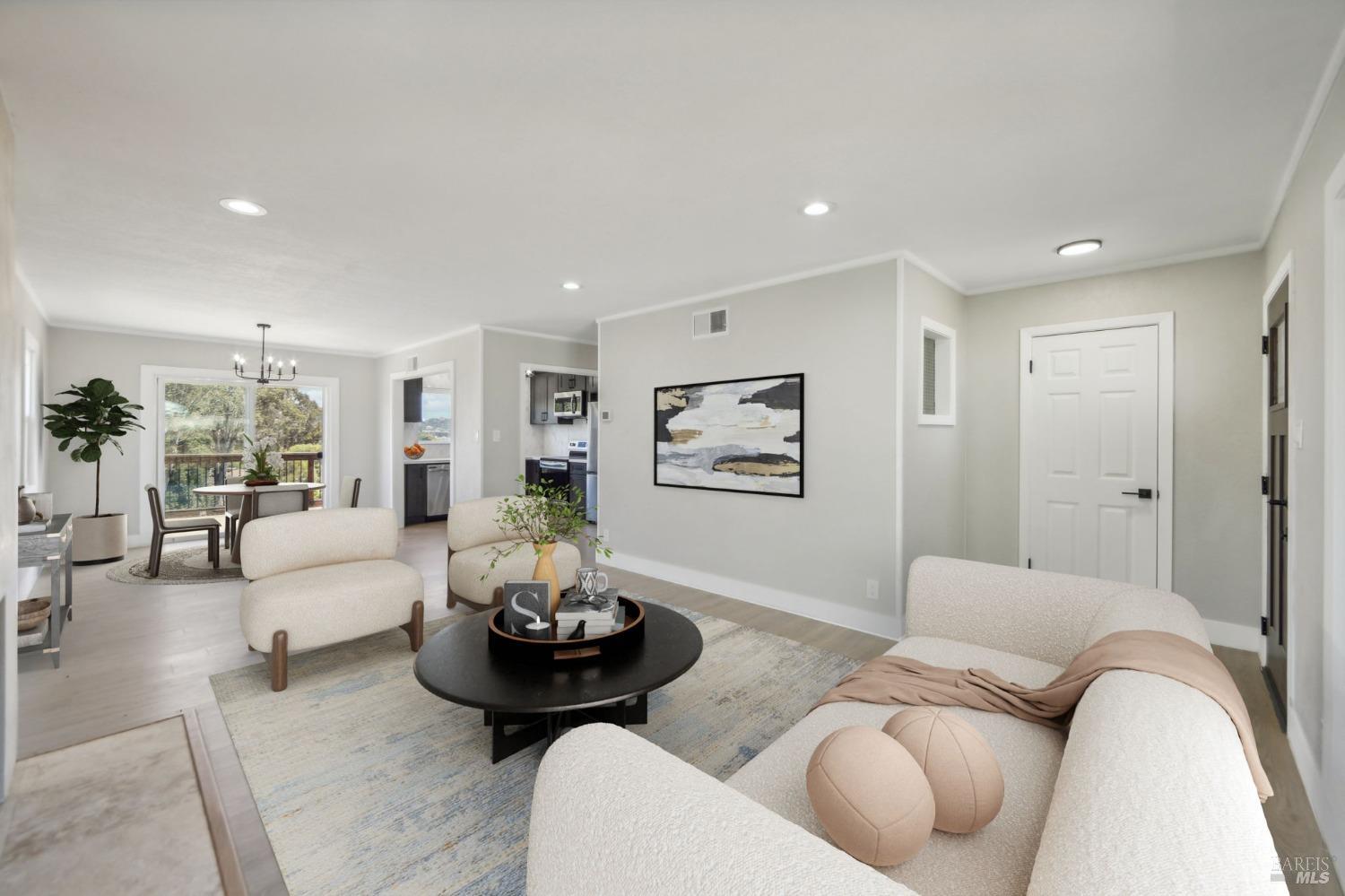 Detail Gallery Image 11 of 50 For 43 Alta Vista Way, San Rafael,  CA 94901 - 3 Beds | 2 Baths