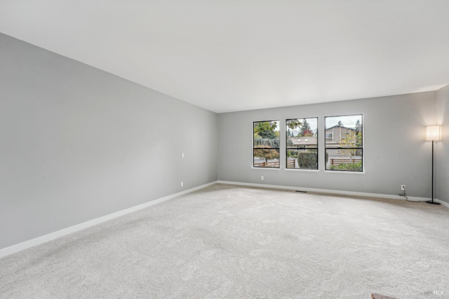 Detail Gallery Image 18 of 40 For 25 Leslie Ct, Novato,  CA 94947 - 3 Beds | 2 Baths