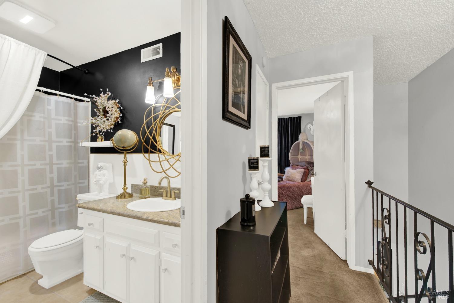 Detail Gallery Image 34 of 61 For 490 Edgewood Dr #22,  Vacaville,  CA 95688 - 2 Beds | 1/1 Baths