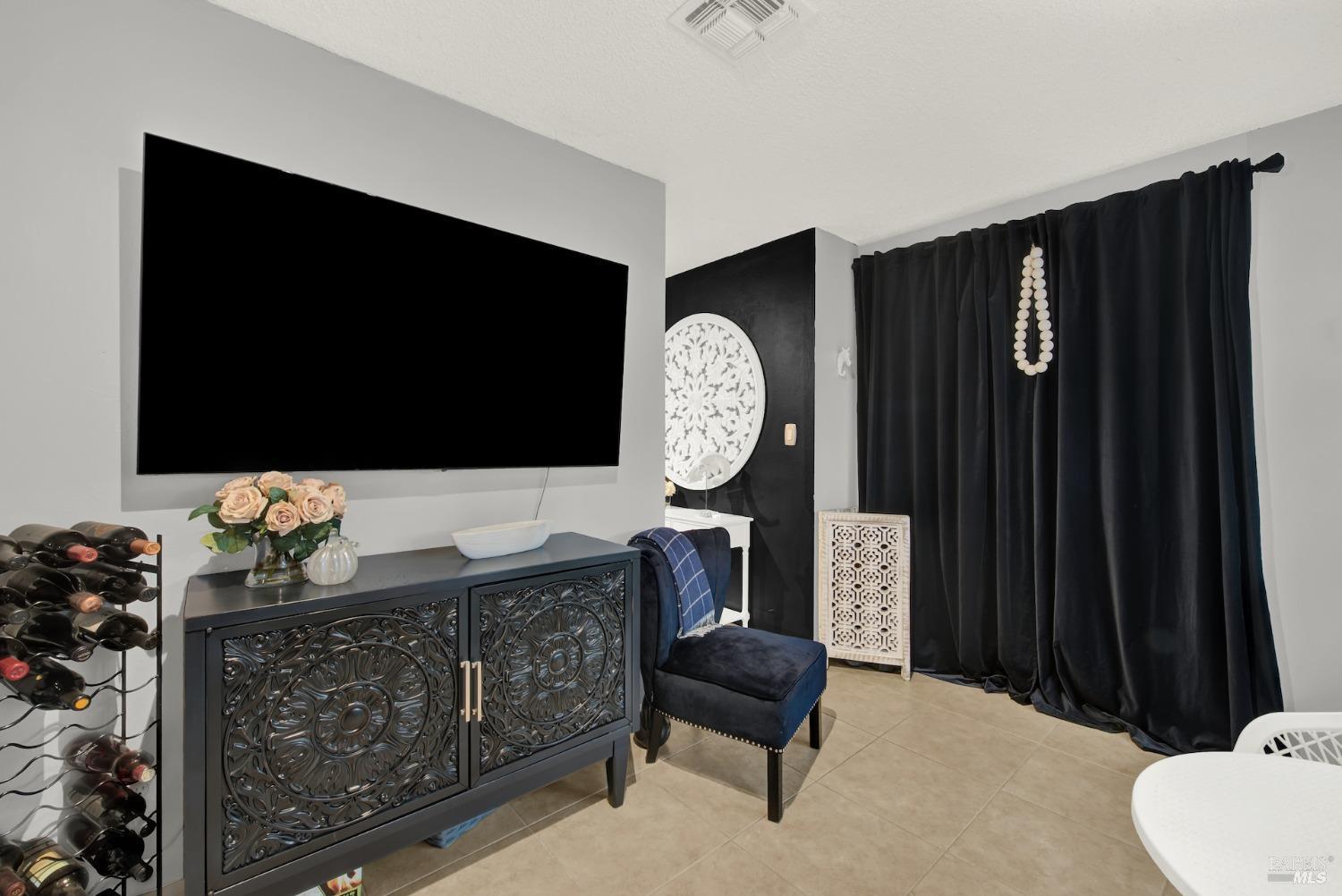 Detail Gallery Image 22 of 61 For 490 Edgewood Dr #22,  Vacaville,  CA 95688 - 2 Beds | 1/1 Baths