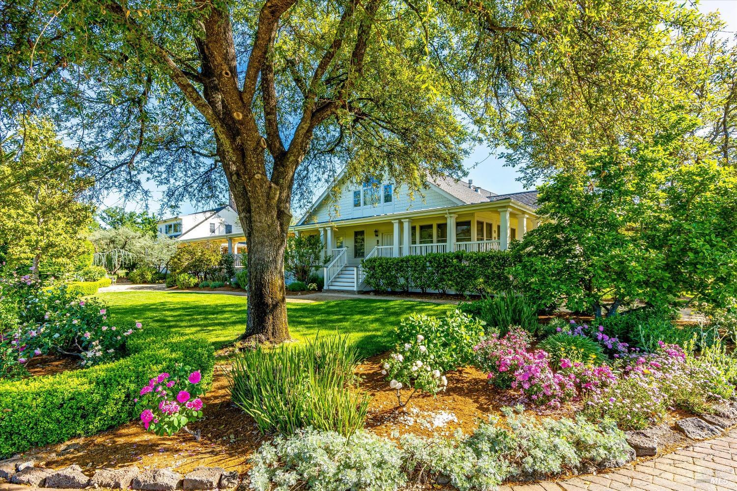 Detail Gallery Image 13 of 24 For 1010 Big Tree Rd, Saint Helena,  CA 94574 - 6 Beds | 5/1 Baths